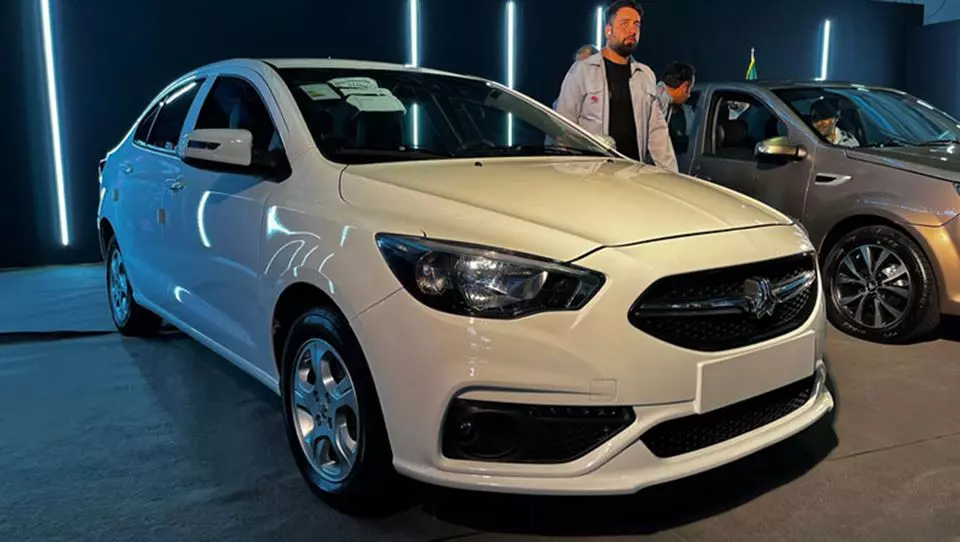 رونمایی غیره منتظره از خودرو شاهین پلاس