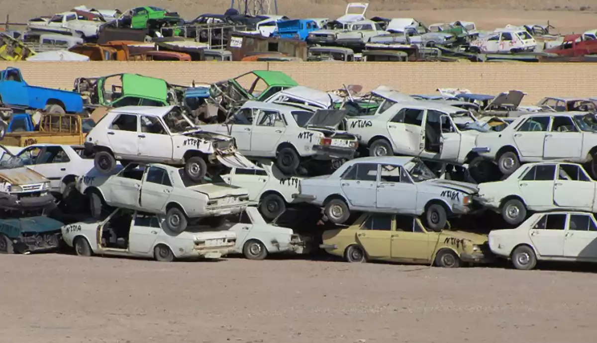 سالانه 500 هزار خودروی فرسوده باید از رده خارج شود