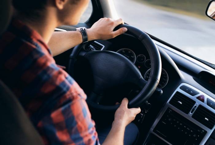 تشخیص شخصیت راننده از نحوه دست گرفتن فرمان