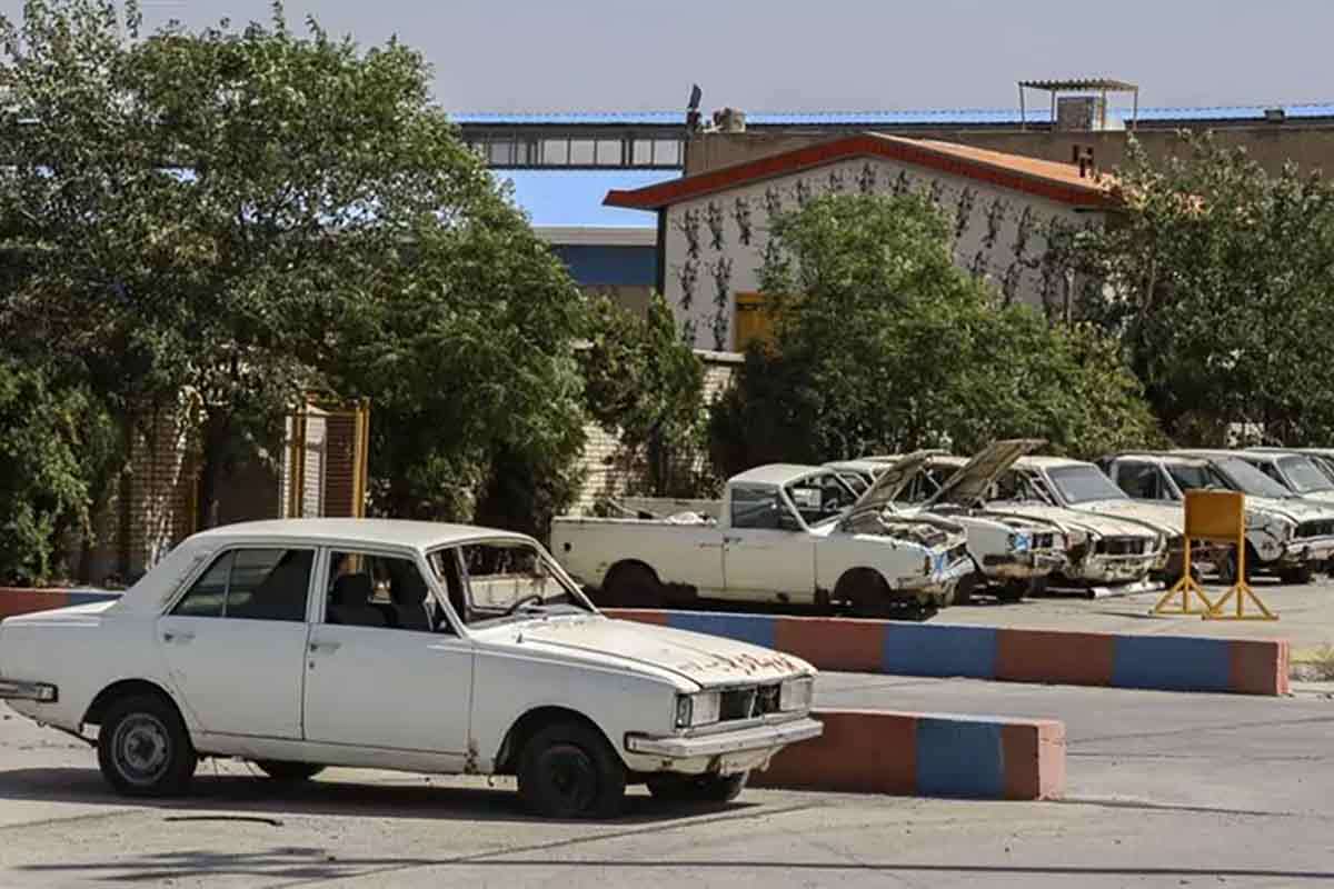 ۳۰ هزار خودرو فرسوده در کشور از رده خارج شد