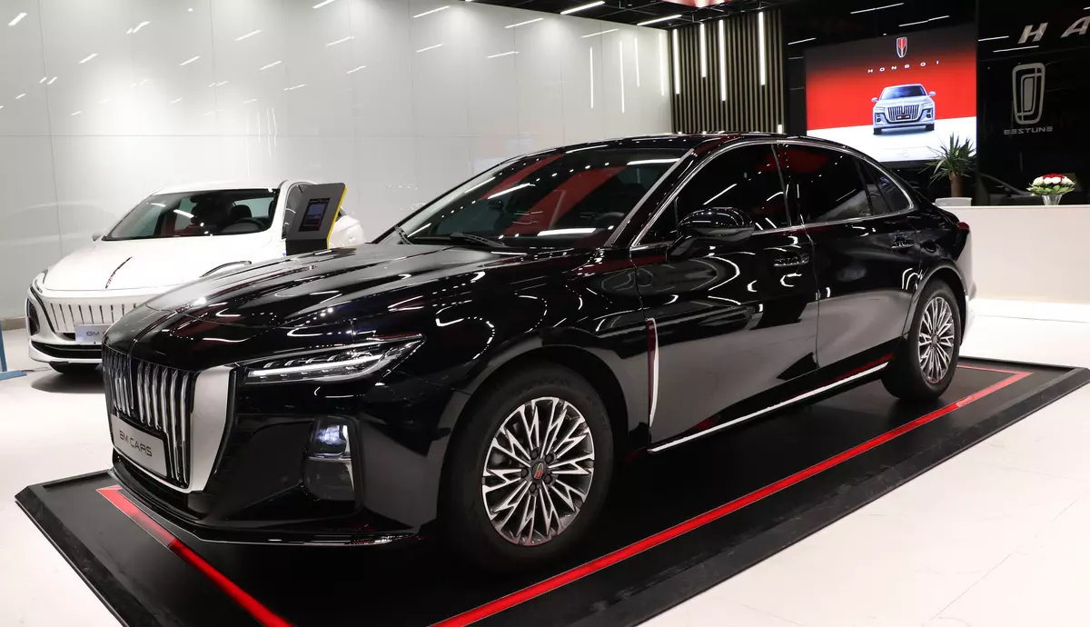 معرفی هونگچی H5