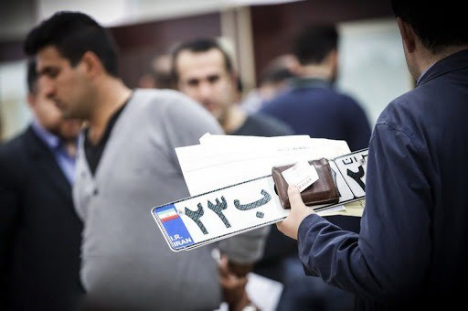 فواید نصب پلاک سوم روی خودروها چیست؟