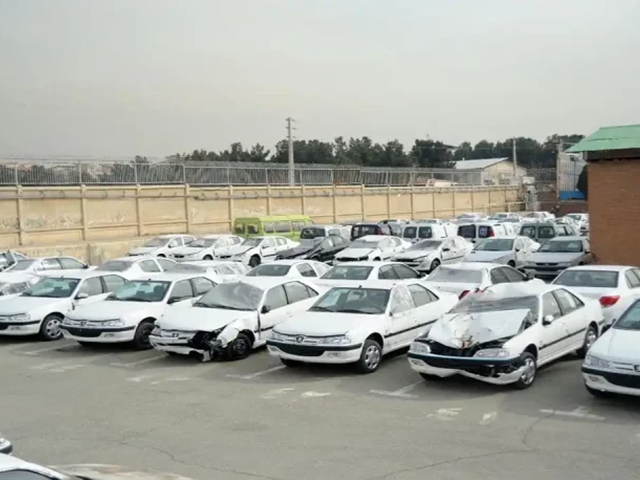 مزایده خودروهای تصادفی در ایران خودرو