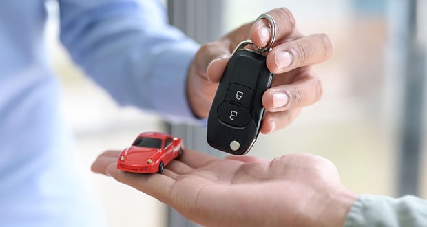 عرضه بدون قرعه‌کشی خودروها در هفته آینده