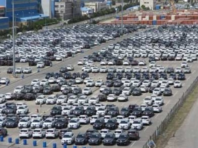 توضیح ایران خودرو در مورد احتکار خودروهای هایما