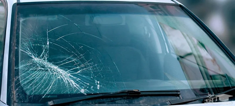 اهمیت شیشه‌ ماشین در هنگام تصادف