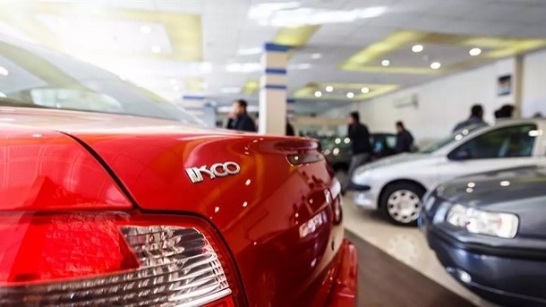 فروش خودرو با قیمت حاشیه بازار تکذیب شد