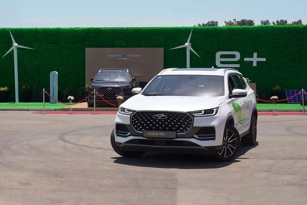 خودروهای برقی و هیبریدی چه تفاوتی با یکدیگر دارند؟