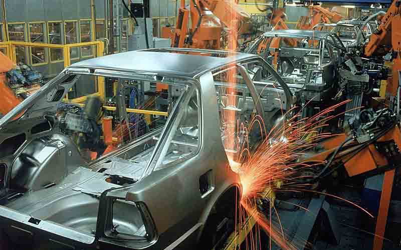 قیمت خودروهای مونتاژی کاهش یافت