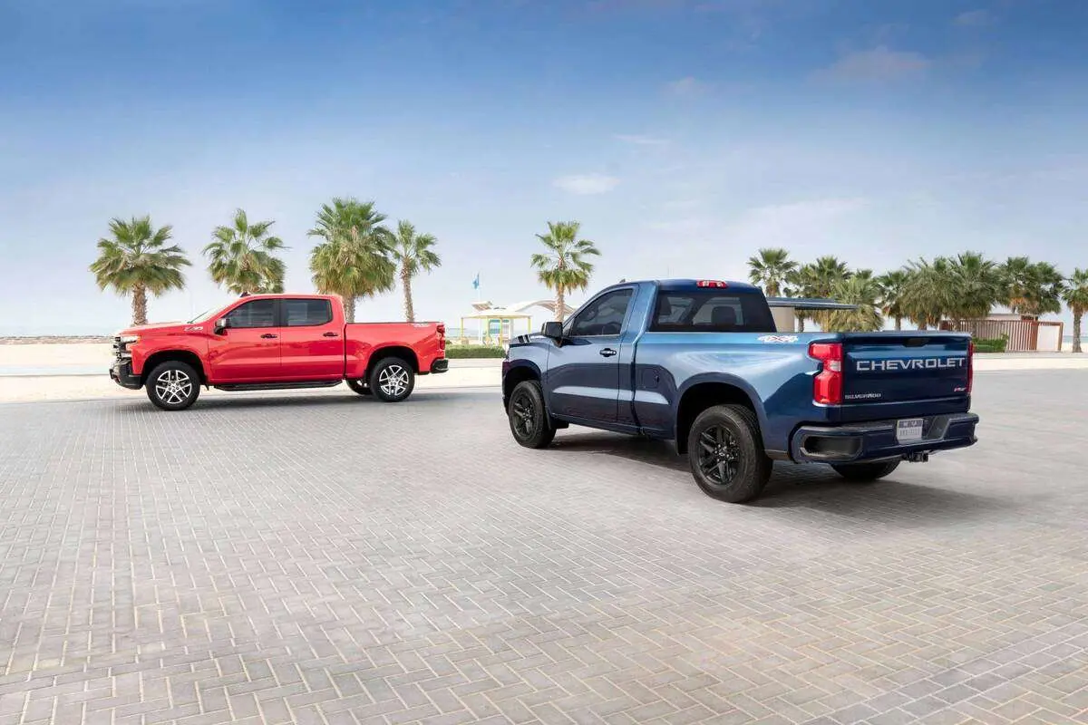 با پول نیسان آبی چه وانت‌هایی در امارات می‌توان خرید؟